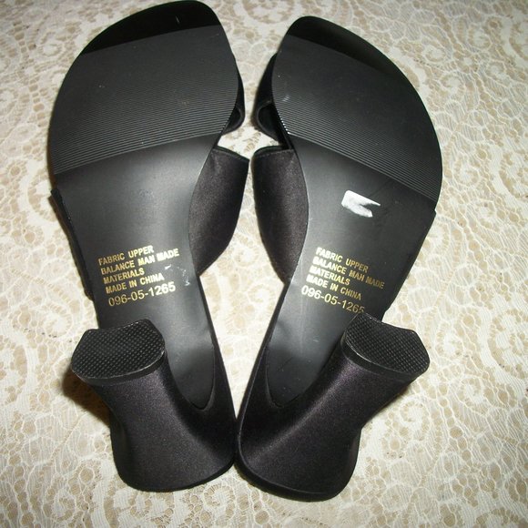 DARLING MOSSIMO BLACK SATIN MULE PUMPS 8 - Picture 5 of 6